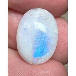 Oval 16x12mm Rainbow Moonstone Cabochon 62