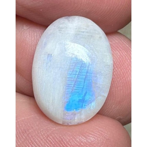 Oval 16x12mm Rainbow Moonstone Cabochon 62