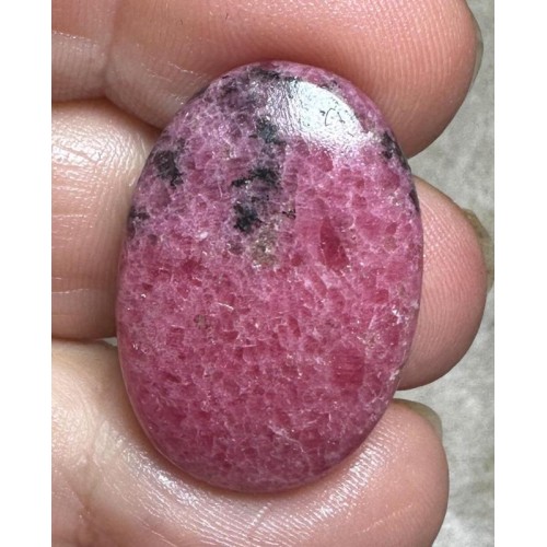 Oval 28x19mm Rhodonite Cabochon 17