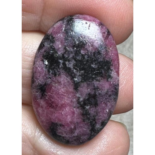 Oval 32x21mm Rhodonite Cabochon 43