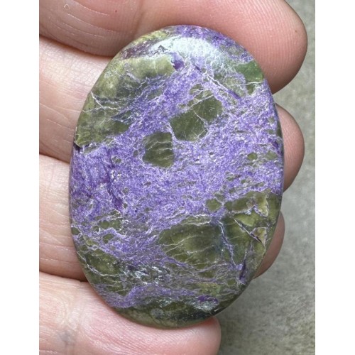 Oval 42x29mm Stichtite Cabochon 47